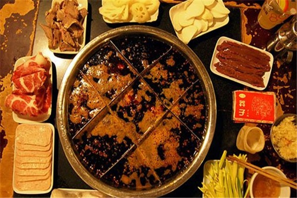 莽子火鍋加盟