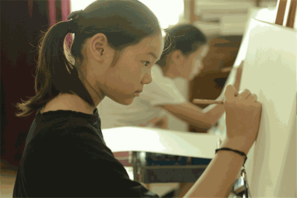 彩色螞蟻美術教育加盟