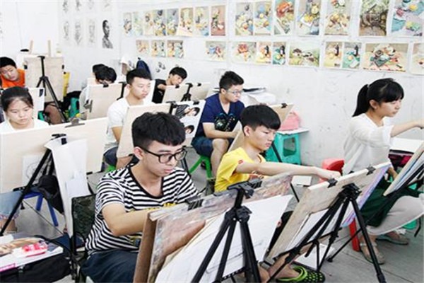 凡爾特美術加盟