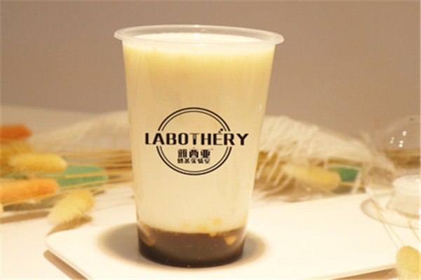 雅西亞奶茶實驗室加盟
