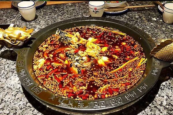 李老爹魚(yú)頭火鍋加盟