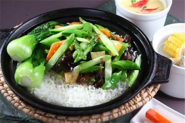 淘淘煲煲仔飯