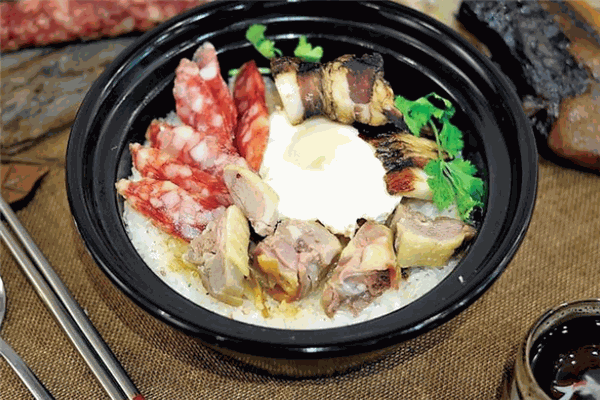 川味煲仔飯