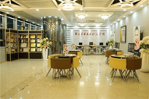 精英美業連鎖培訓學校加盟