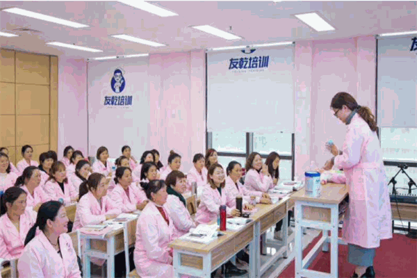 友乾月嫂培訓加盟
