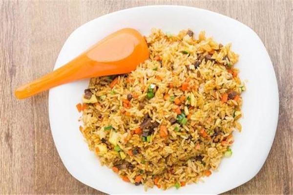 良人伴炒飯小食堂加盟
