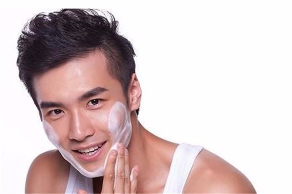洛菲爾男性美容護膚品加盟