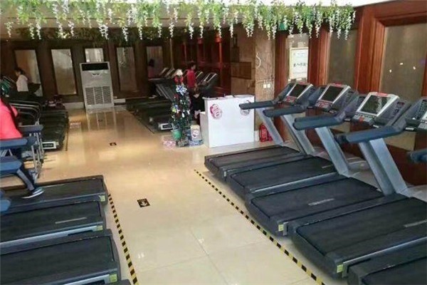 立方庭國際游泳健身會所加盟