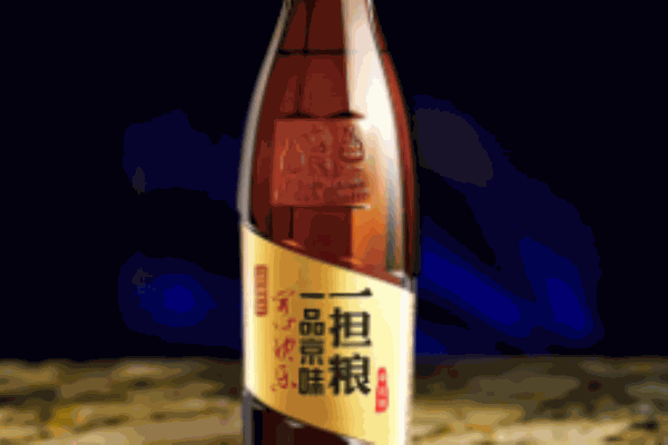 一擔糧二鍋頭
