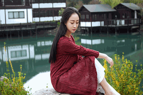 布蟬瑜伽服加盟
