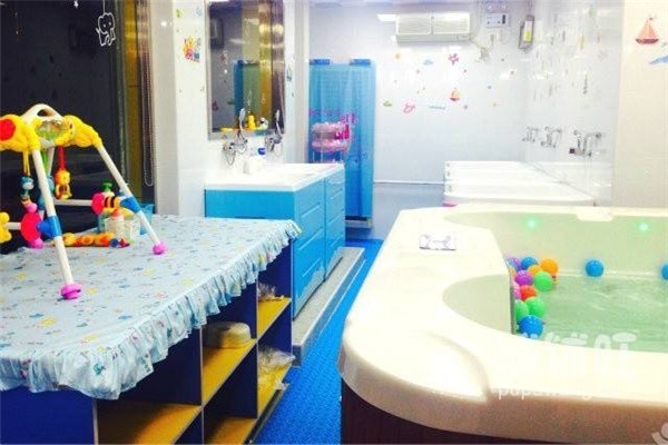 愛(ài)寶貝嬰幼兒游泳館加盟