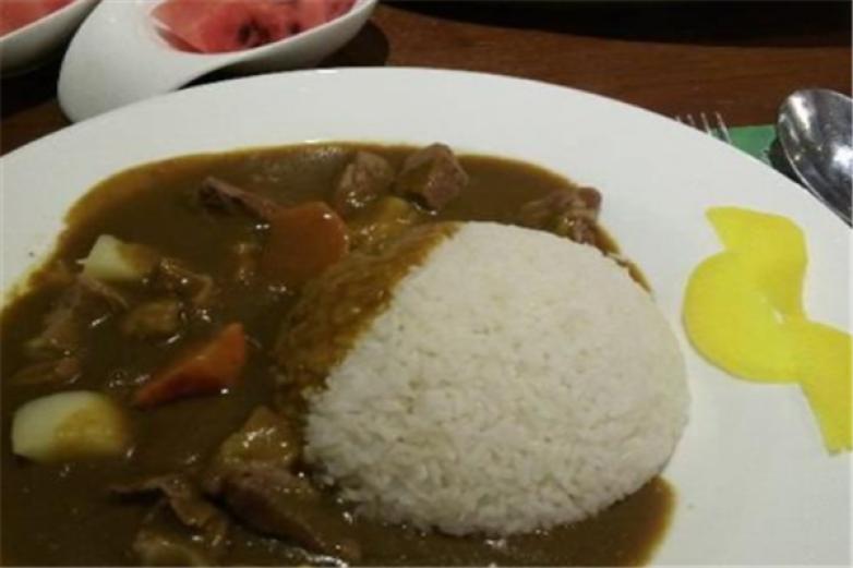 長勺子咖喱時尚餐廳