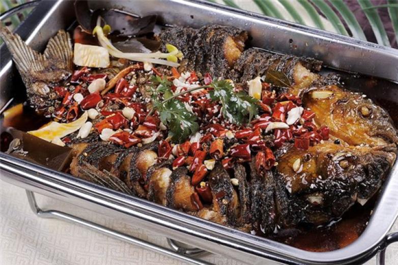 魚偵炭