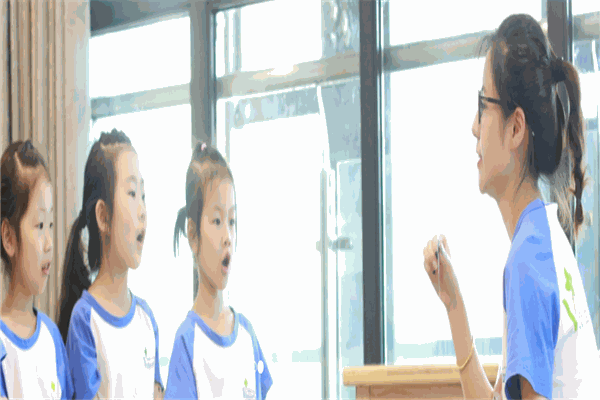 維多利少兒英語加盟