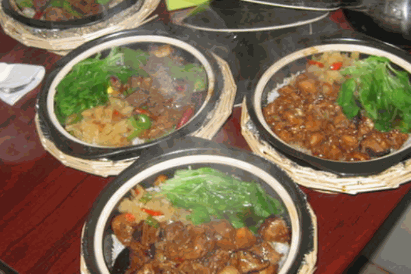 一瞬間煲仔飯加盟