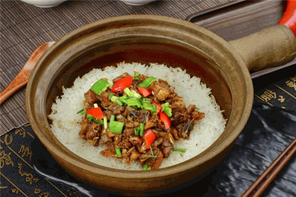 大臉煲仔飯加盟