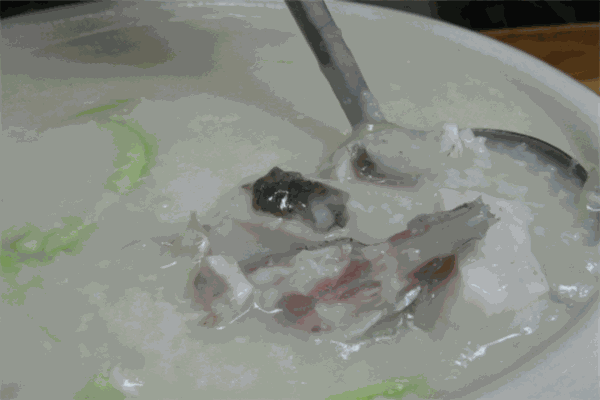 老爐魚粥加盟