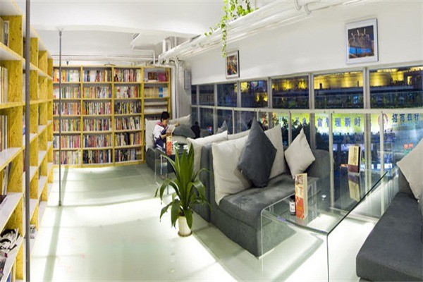 席殊書屋加盟