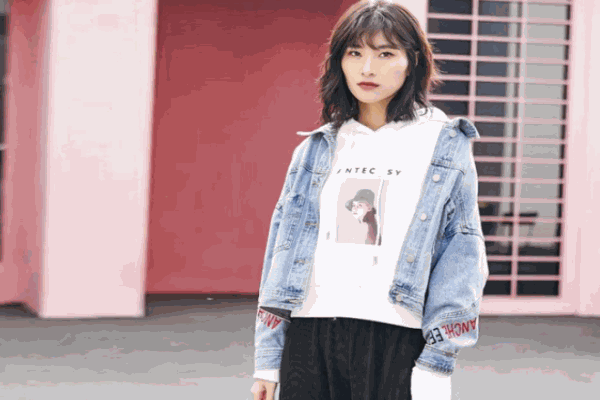 謎遇女裝加盟