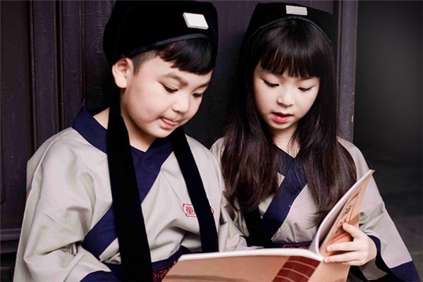 童學(xué)館幼兒園加盟