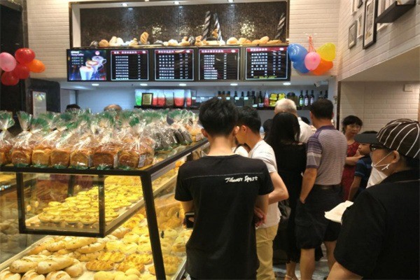 品華居烘焙坊加盟