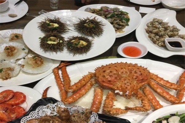 79號魚船海鮮主題餐廳加盟