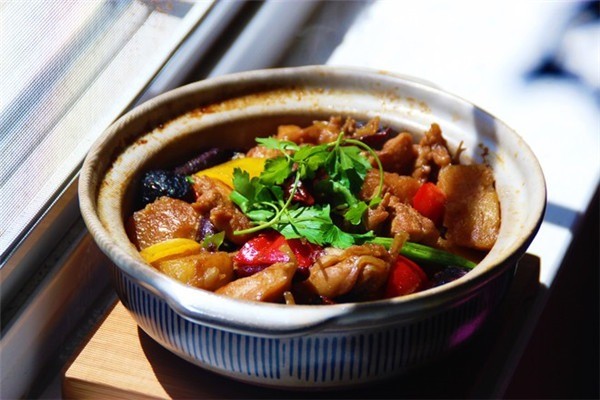 德味圓黃燜雞米飯加盟
