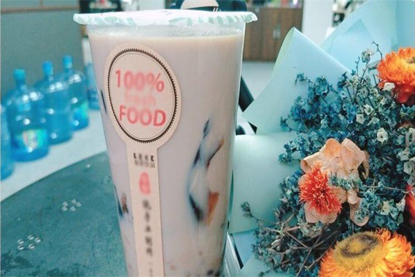 白雨果奶茶加盟