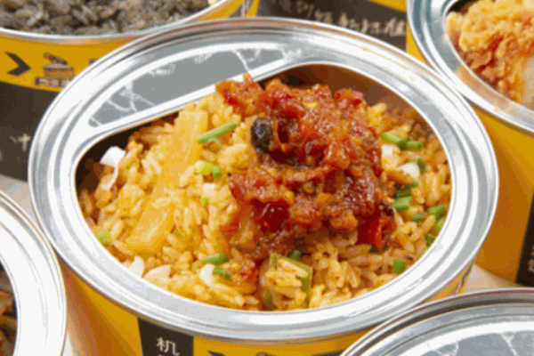 茶油易拉罐炒飯