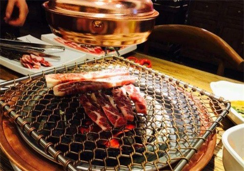 農樂園烤肉加盟