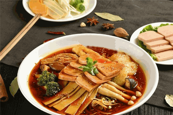 502牛雜火鍋麻辣燙加盟
