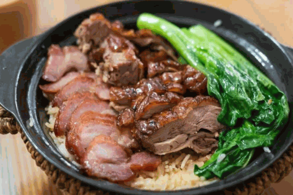 香多多煲仔飯加盟