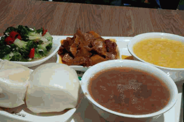 毅群中式快餐