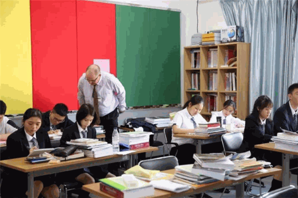 國際人學校加盟