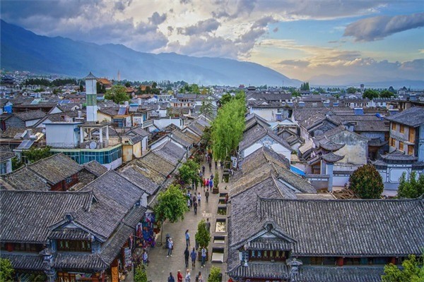 艷陽(yáng)度假所加盟