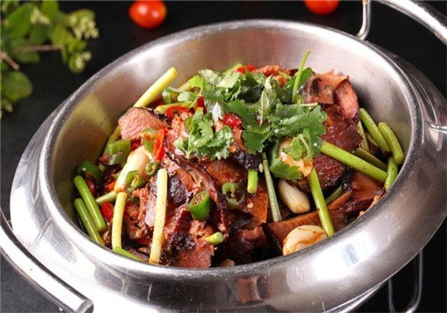 三家寨干鍋牛肉加盟