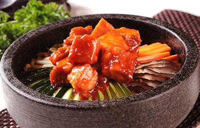首爾小鎮韓式石鍋拌飯
