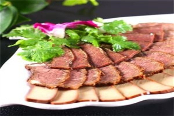 龍江鹵菜天主堂雞片加盟