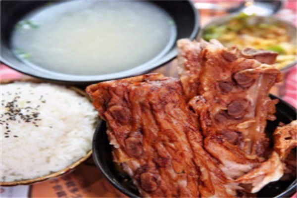 米骨人家排骨米飯加盟