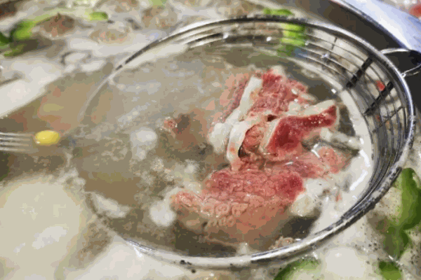 潮新記牛肉火鍋加盟