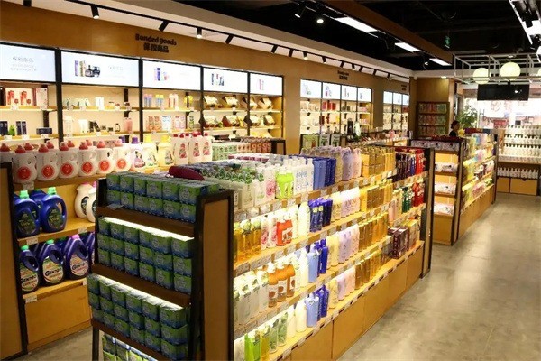 摯尚名創進口商品加盟