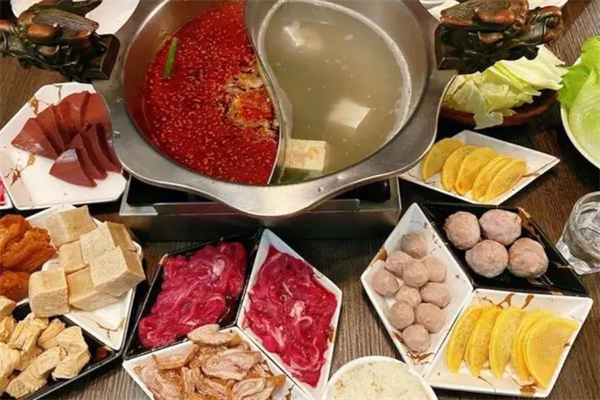 楊楊金寶軒火鍋加盟