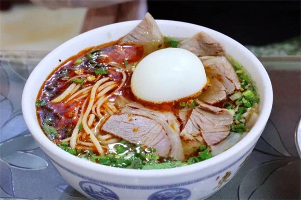 國孝牛肉面加盟