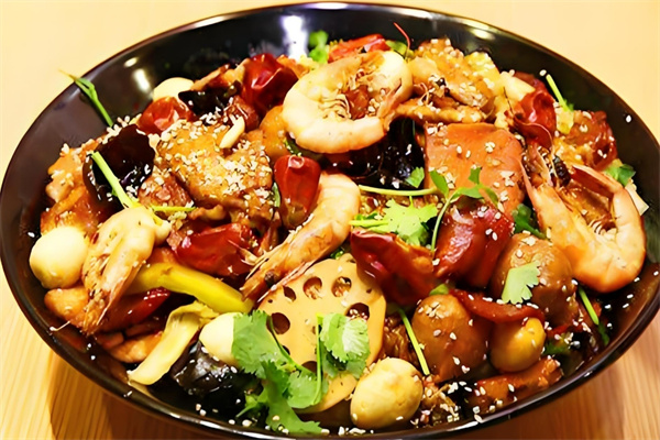 小饞貓麻辣香鍋加盟