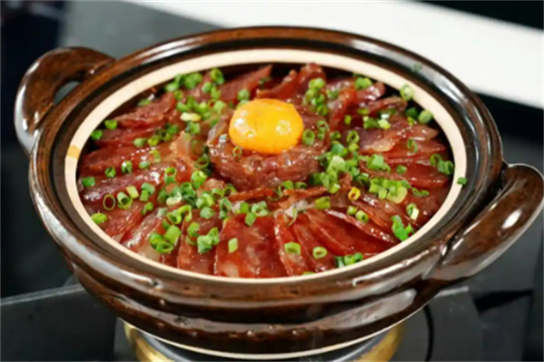 鳳凰煲仔飯加盟