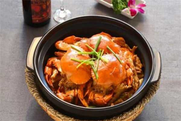 佳誼饞嘴肉蟹煲加盟