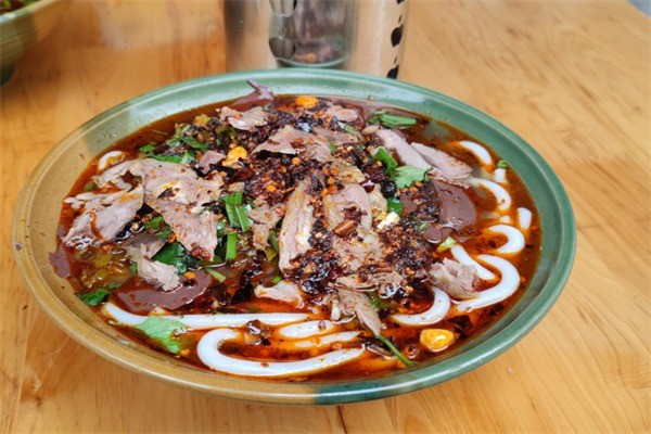 川十二羊肉粉加盟