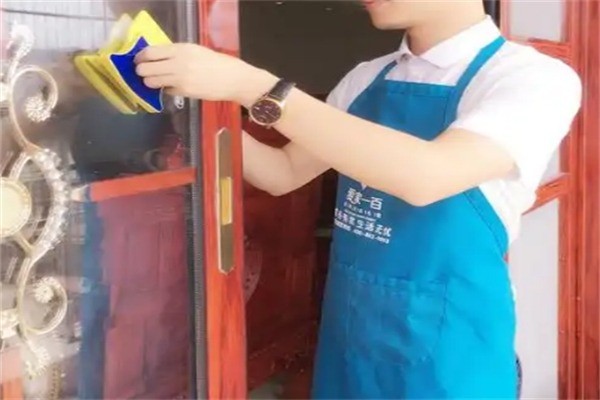 愛家一百家政保潔加盟