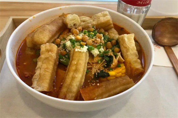 西虹市麻辣燙加盟
