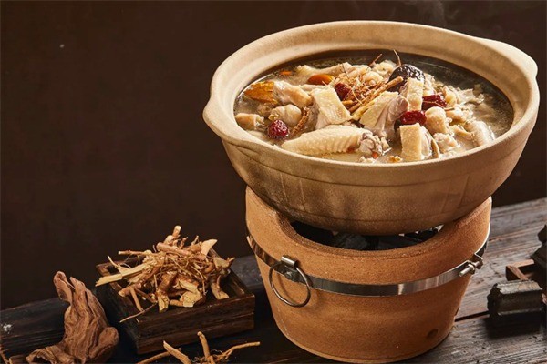 咯咯歌五指毛桃雞湯煲加盟